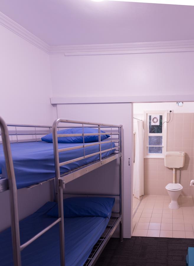Joe'S Place Backpackers Hostel Brisbane Exterior photo